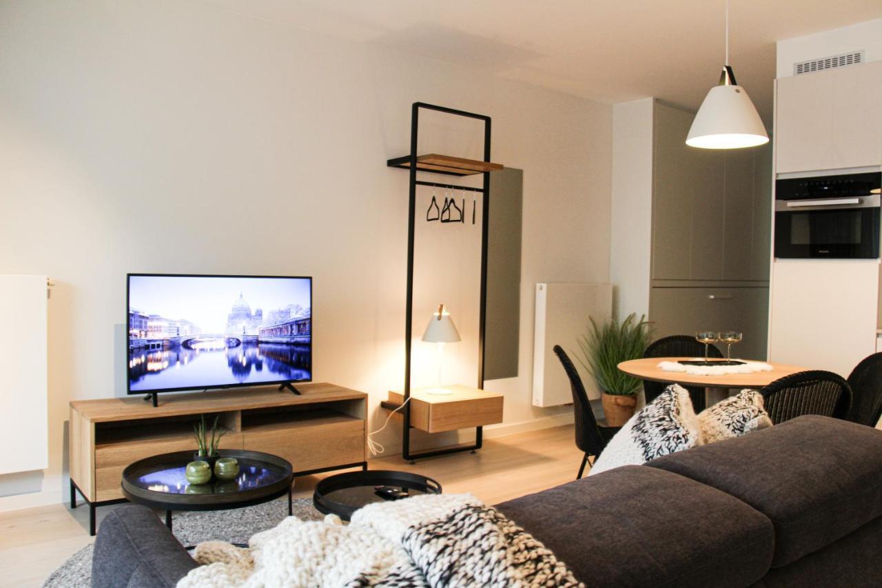 Crystal Residences - Luxurious Seaside Apartments Остенде Экстерьер фото